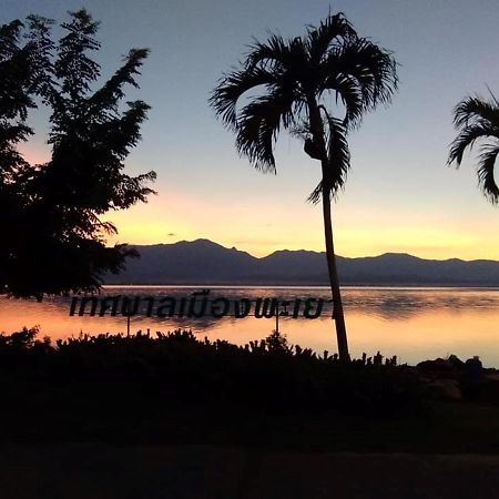 Kwan Phayao Lake House Exterior foto